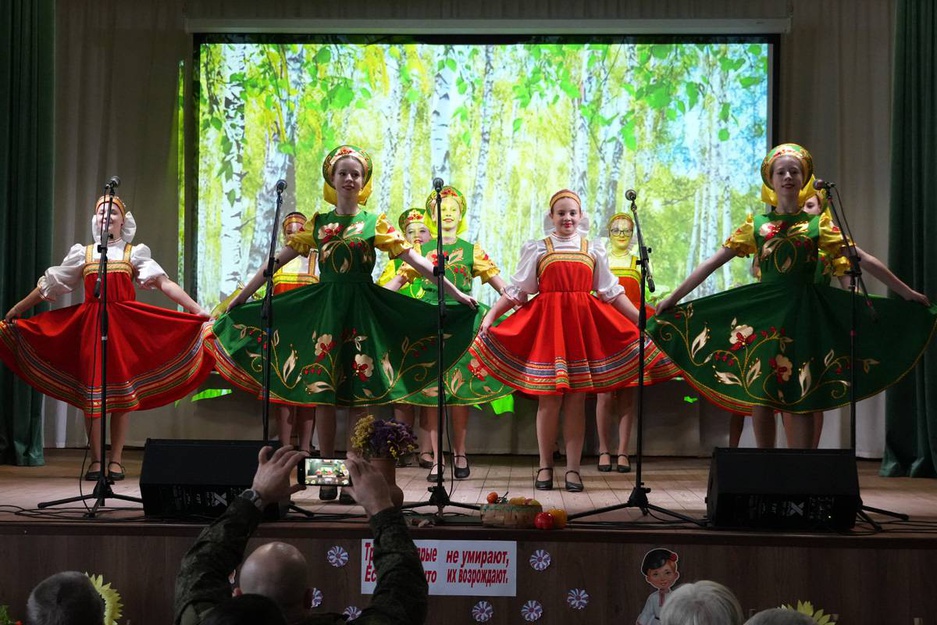 В Макешкинском СДК состоялся 2-й межмуниципальный фольклорный фестиваль "Славянская радуга. Осень"