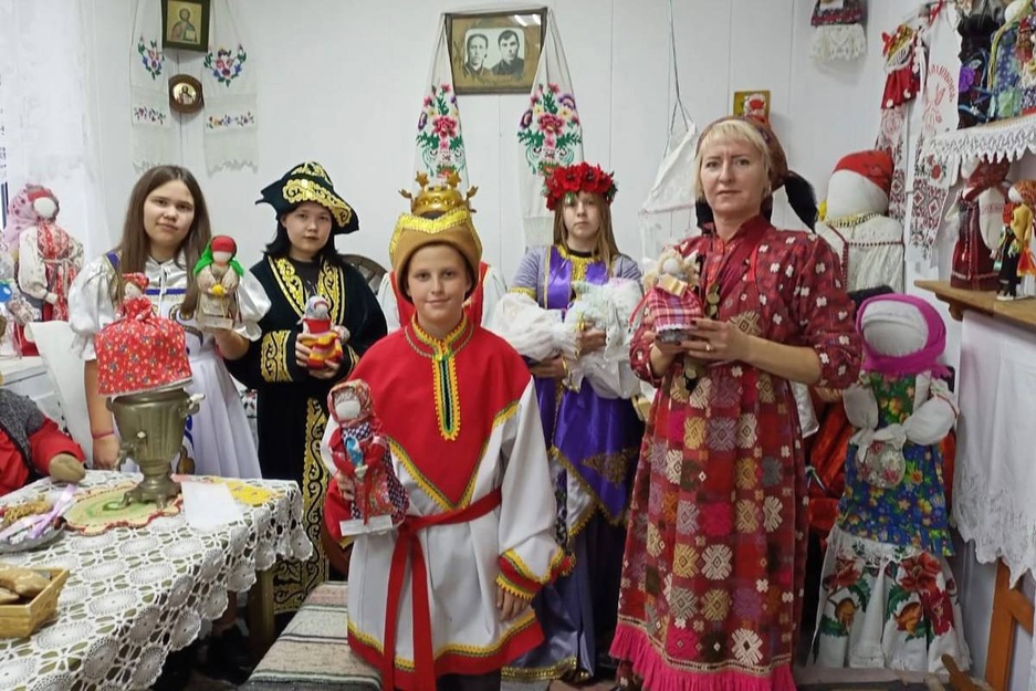 В КДУ Новооскольского округа прошли мероприятия, посвящённые Дню народного единства