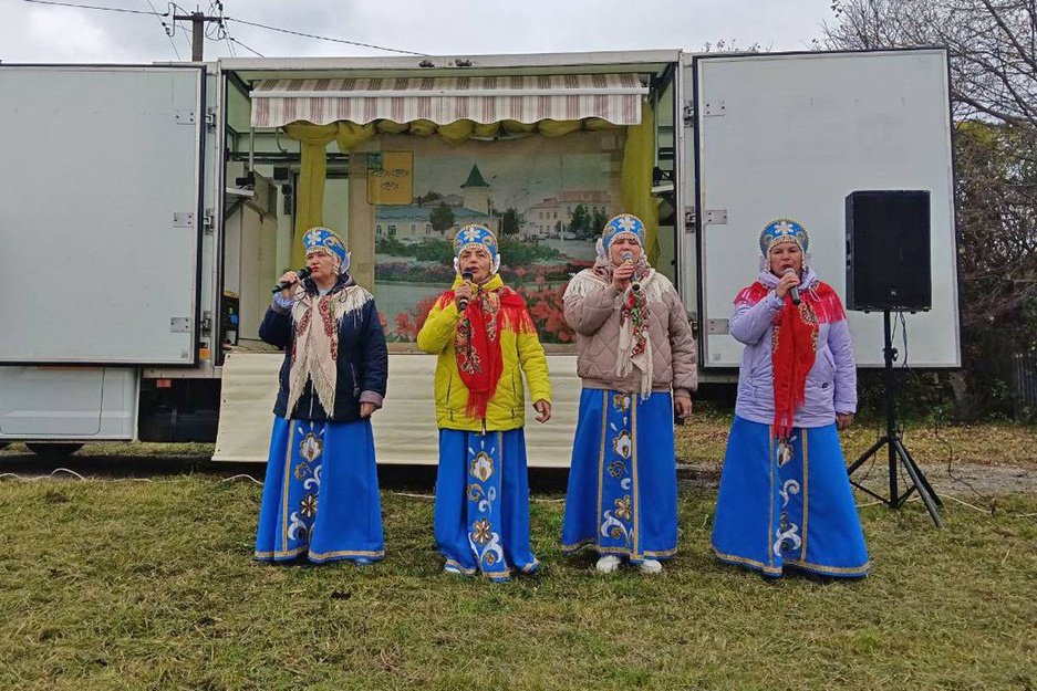 18.10.2025 - Выезд автоклуба в хутор Развильный Старобезгинской сельской территории