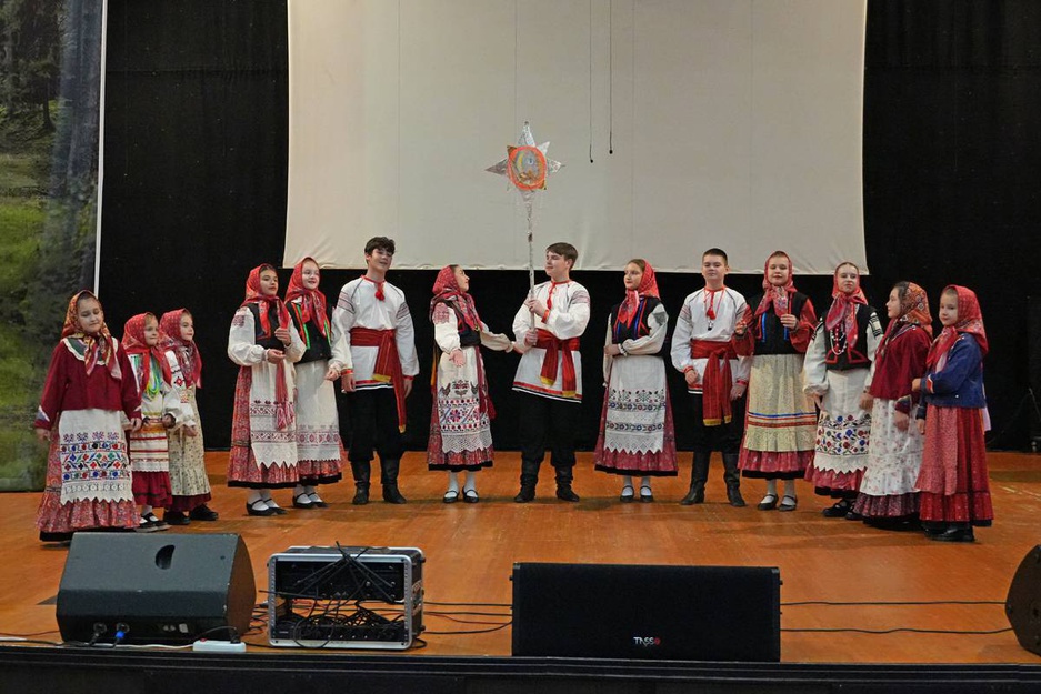 В ЦКР "Оскол" состоялся финальный этап ll-й областной детской фольклорной ассамблеи