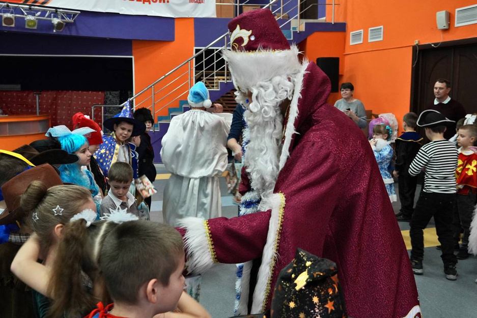 В ЦКР "Оскол" стартовала череда новогодних мероприятий