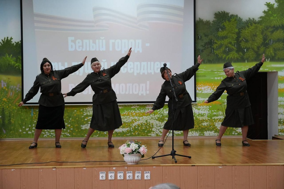 15.10.2025 - Дом-интернат для престарелых и инвалидов - Литературно-музыкальная композиция «Белый город – ты душой и сердцем вечно молод»