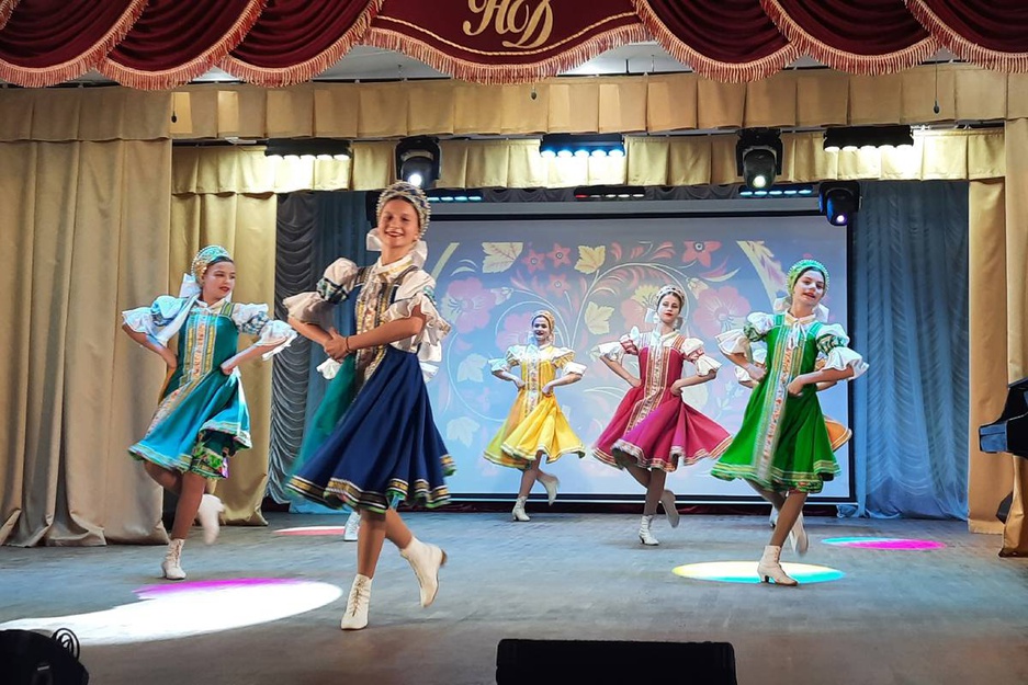 04.04.2026 - ОКДД ЦКР "Оскол" (Дом Дерябина) - Отчётный концерт вокального ансамбля "Рябинушка"