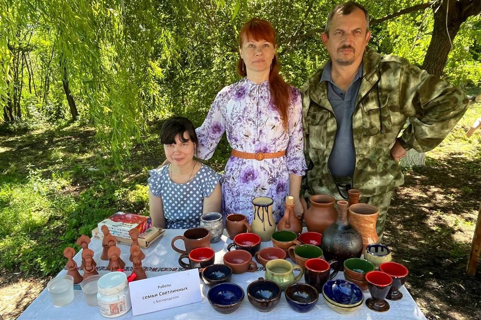 В селе Васильдол состоялся семейный фестиваль "Вышитое счастье"