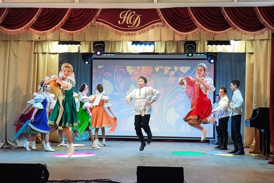 04.04.2026 - ОКДД ЦКР "Оскол" (Дом Дерябина) - Отчётный концерт вокального ансамбля "Рябинушка"