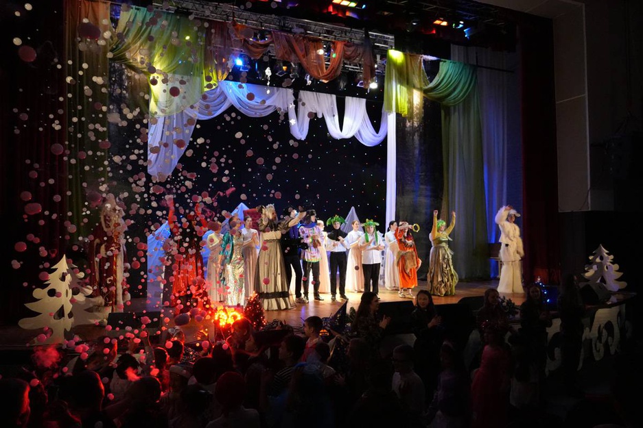 В ЦКР "Оскол" стартовала череда новогодних мероприятий