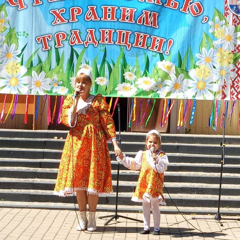 В селе Васильдол состоялся семейный фестиваль "Вышитое счастье"