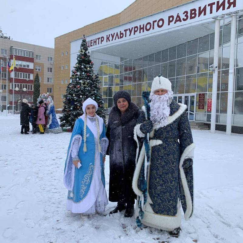 В Новооскольском округе проходит акция "Поздравление от Деда Мороза и Снегурочки"