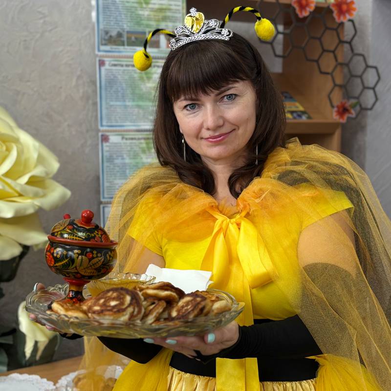 16.08.2025 - Оскольский СДК - VIII ежегодный фестиваль "Оскольский край - медовый рай"